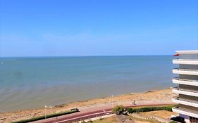 Royan - PLEINE VUE MER pour cet APPARTEMENT classé 2 étoiles - LES TAMARIS