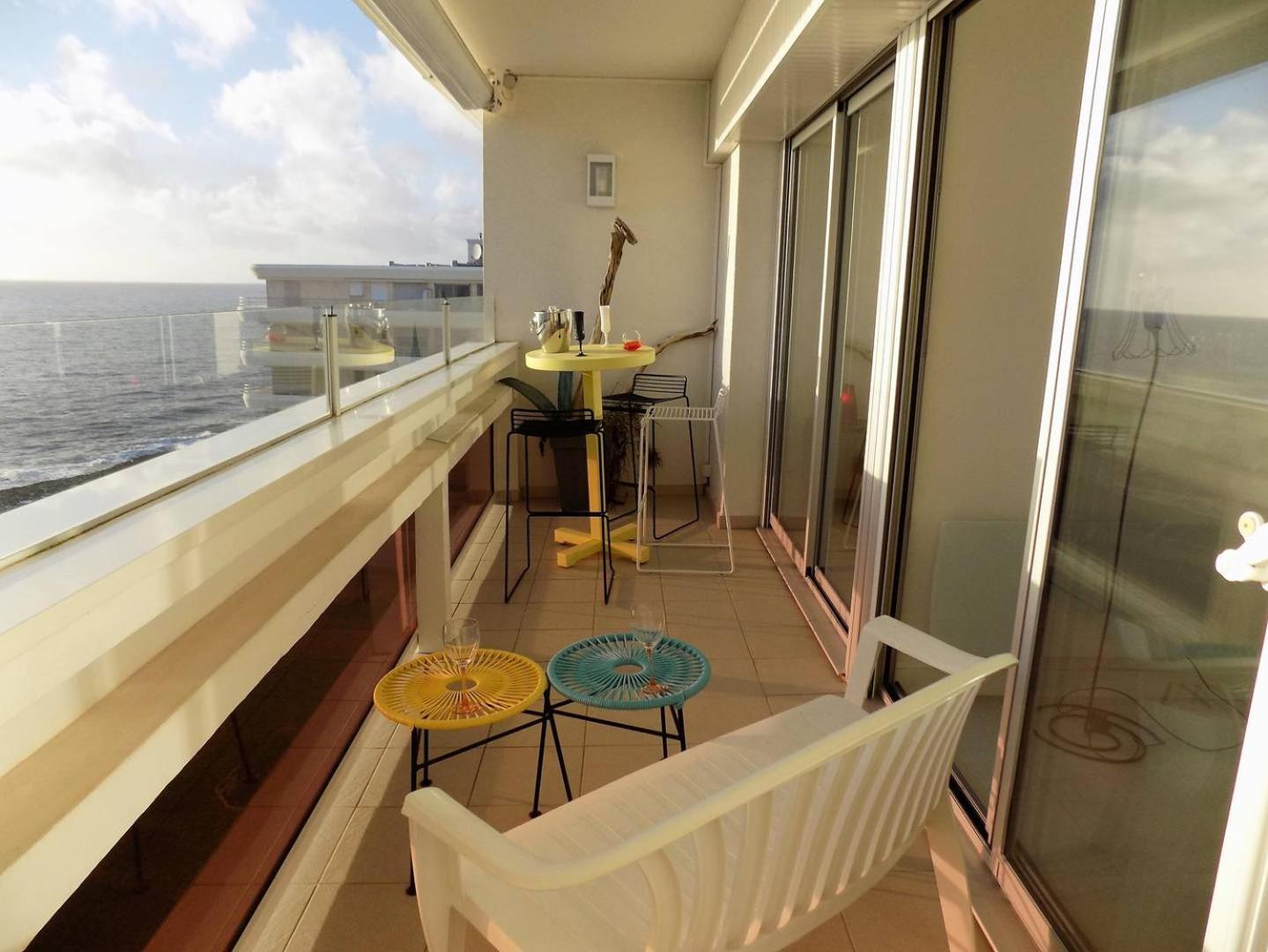 Royan - PLEINE VUE MER pour cet APPARTEMENT classé 2 étoiles - LES TAMARIS Extérieur photo